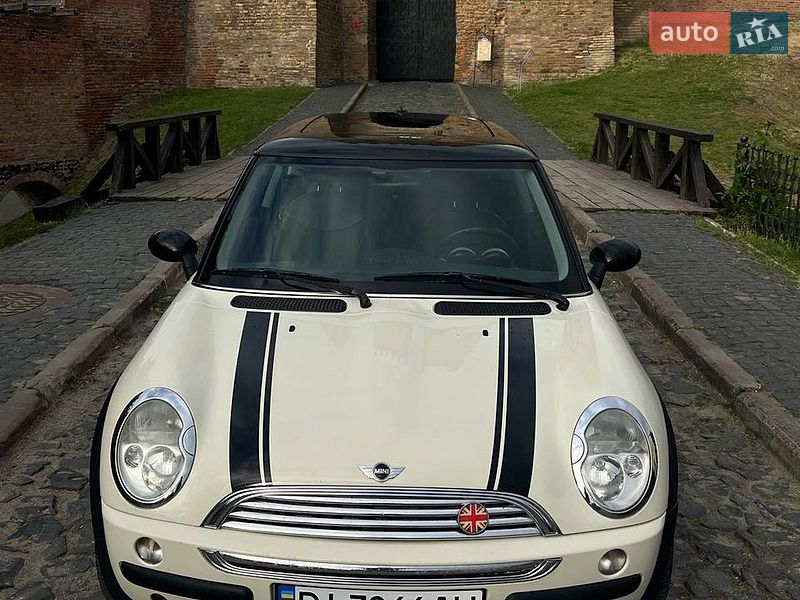 MINI Cooper 2004
