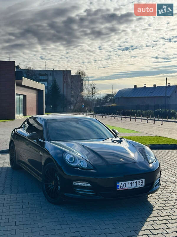 Porsche Panamera 2011