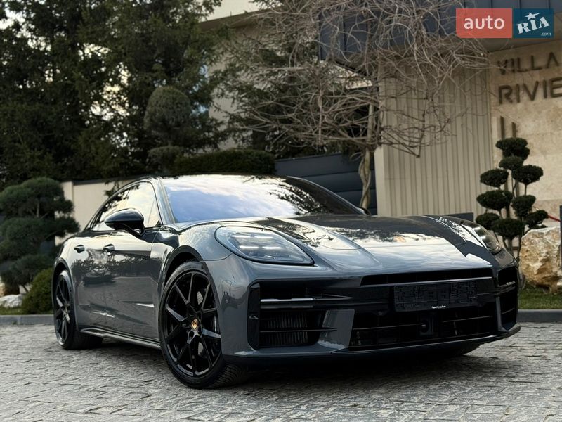 Porsche Panamera 2024