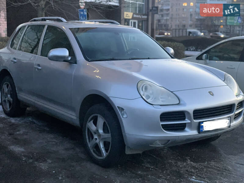 Porsche Cayenne 2005