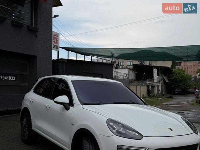 Porsche Cayenne 2014