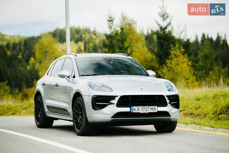 Porsche Macan 2020
