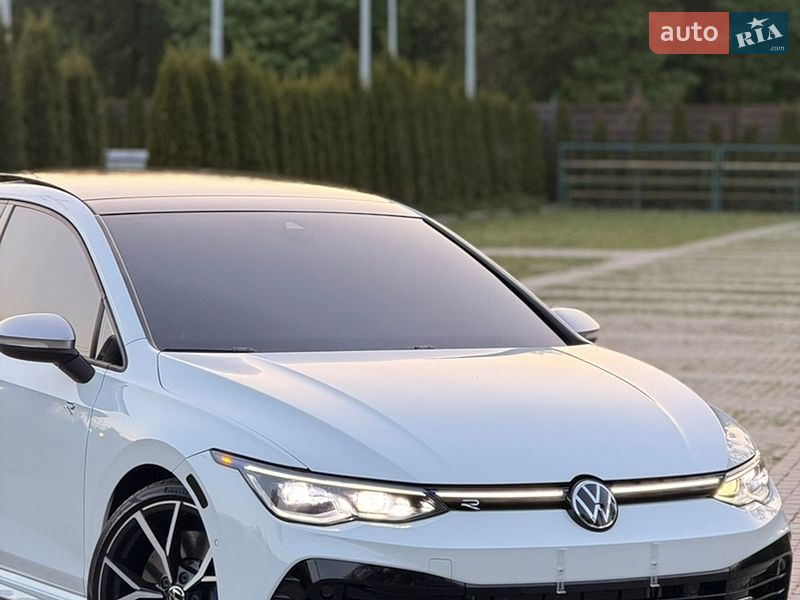 Volkswagen Golf R 2021