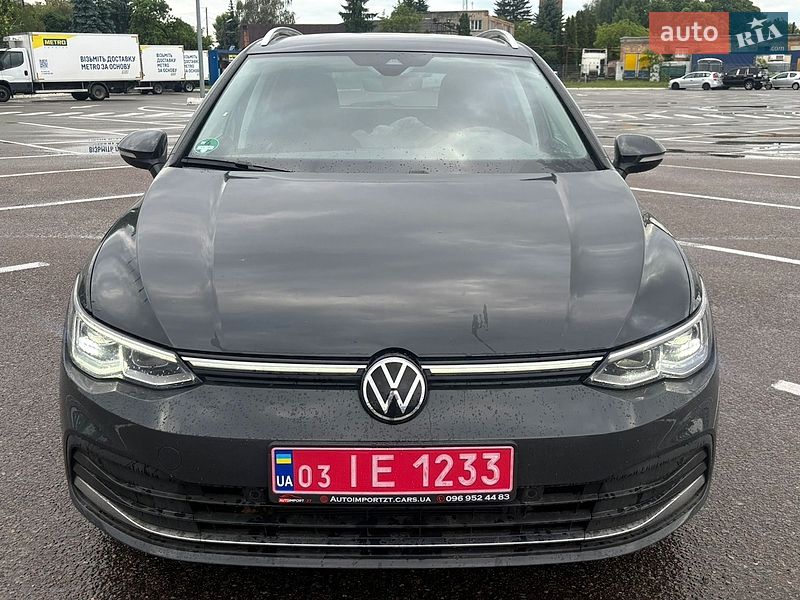 Volkswagen Golf 2023