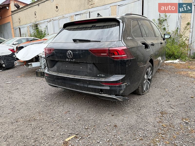 Volkswagen Golf 2025
