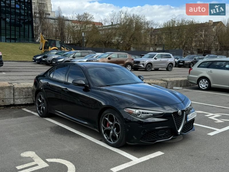 Alfa Romeo Giulia 2017
