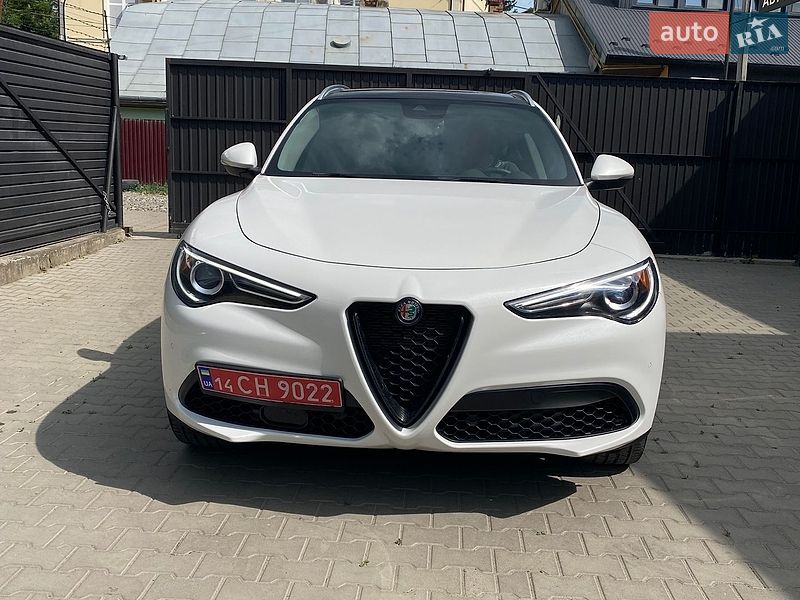 Alfa Romeo Stelvio 2020